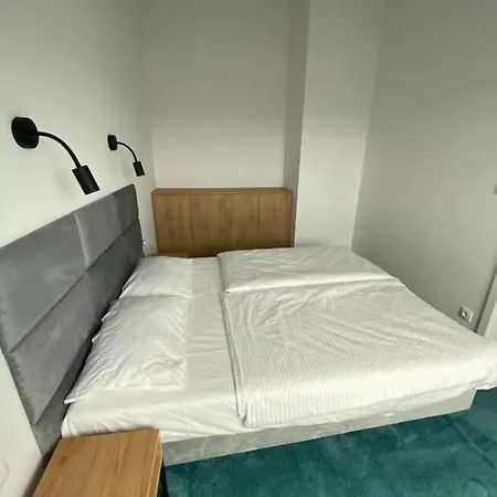 Deluxe Baltin Family Animacje I 2 Baseny W Cenie شقة *