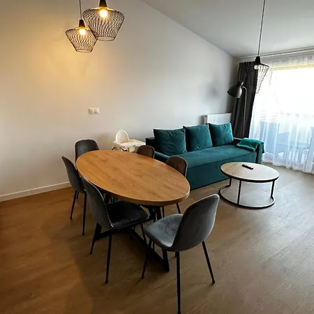 شقة Deluxe Baltin Family Animacje I 2 Baseny W Cenie ساربينوفو